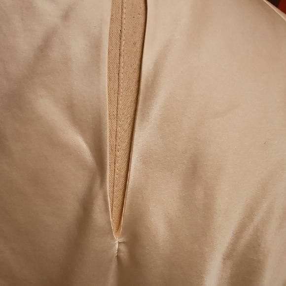 Elegant Cream Mini Dress - Picture 6 of 8